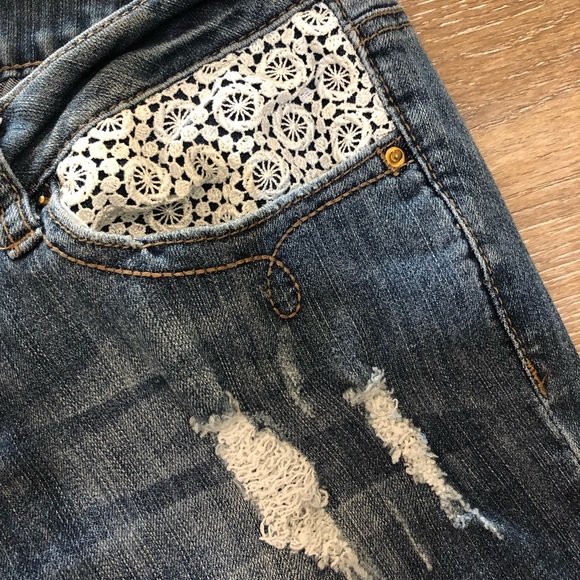 YMI Capri - Picture 3 of 4